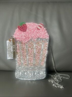 Beaded Pink Cupcake Crossbody Bag with Silver Chain